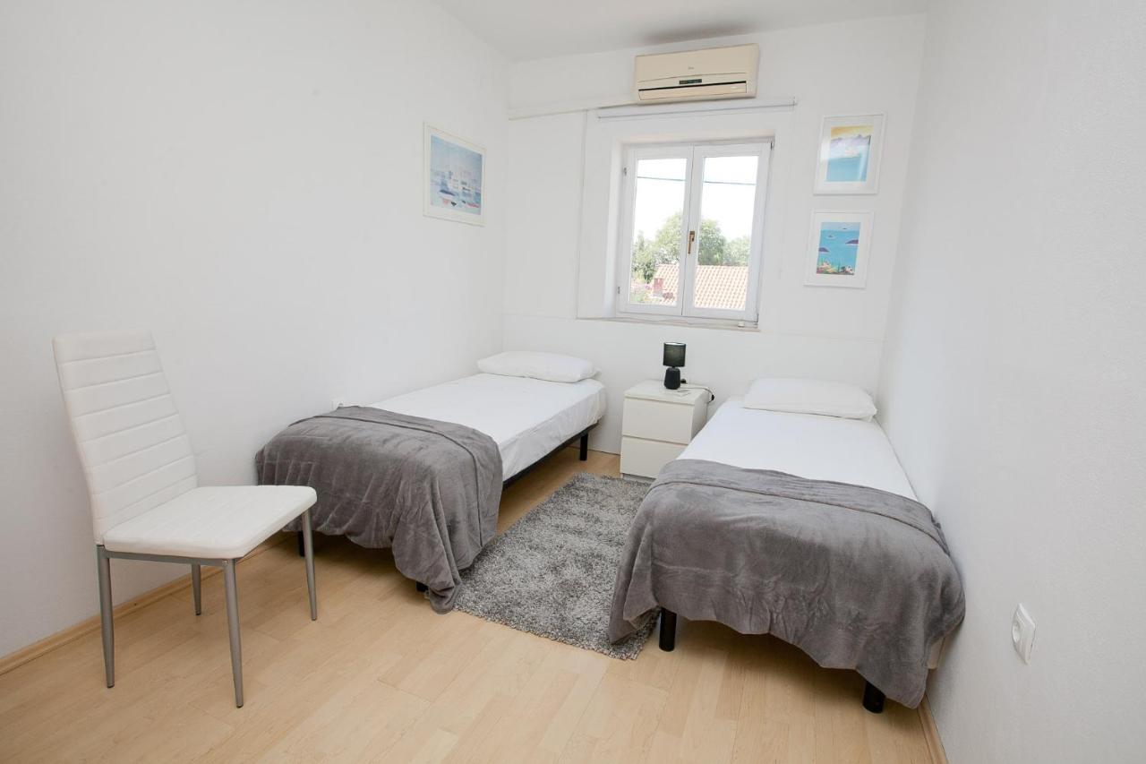 Ferienwohnung Kuca Za Odmor Toksini Zadar Exterior foto